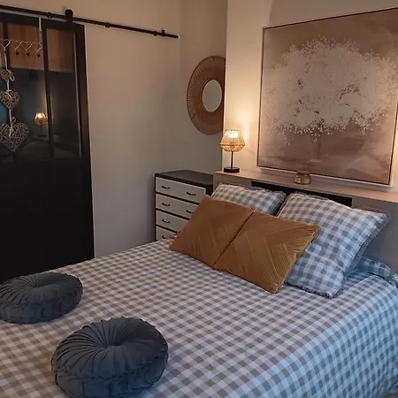 Petit Cocon Au Coeur De *